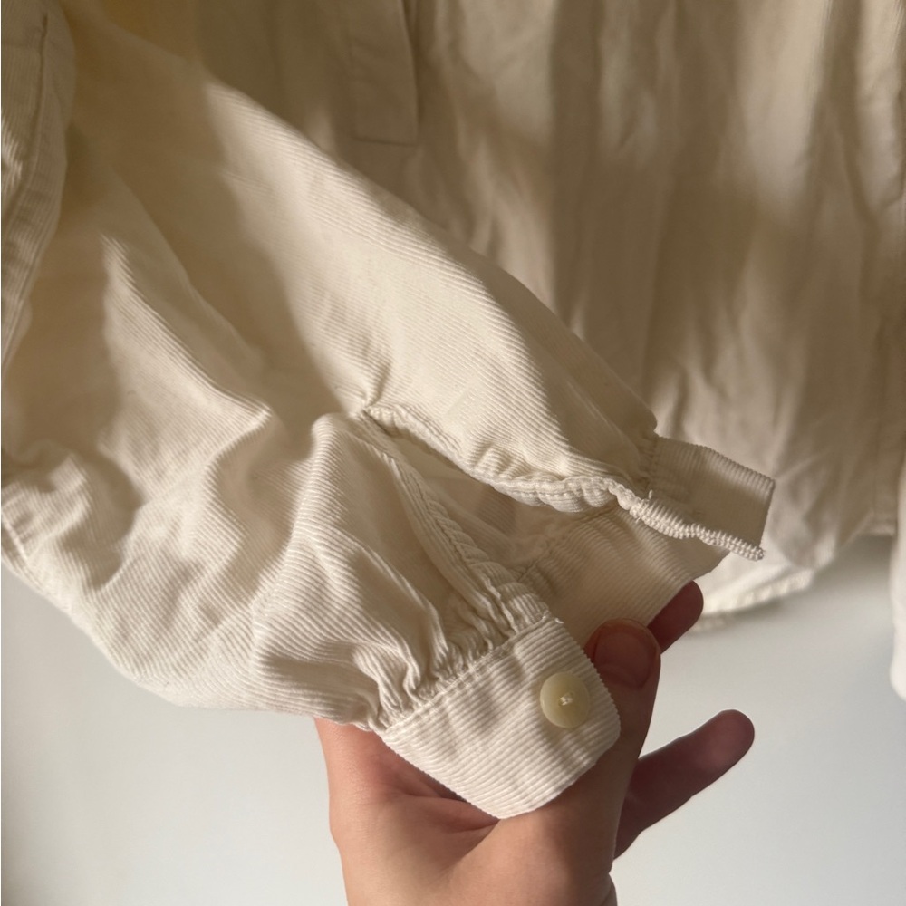 Universal Thread Cream Blouse - Picture 3 of 5